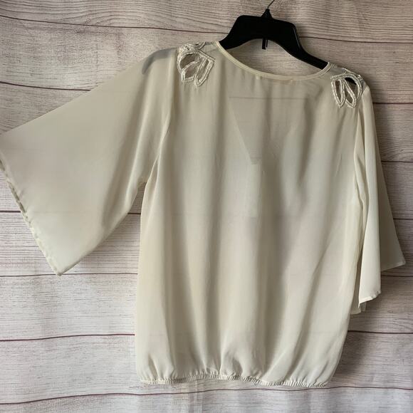 Sweet Rain Off-White Blouse with Beaded Cutout Shoulders V-Neck 3/4 Sleeves - Picture 10 of 16